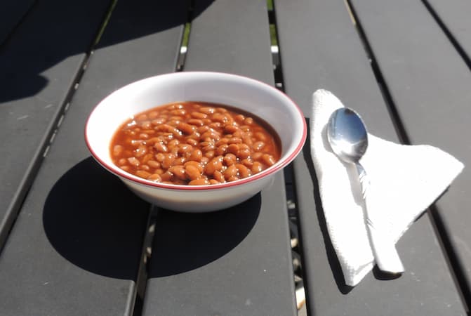 How to make old fashioned baked beans recipe