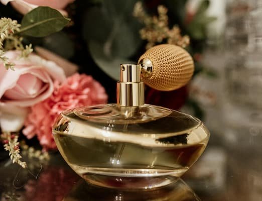 Perfume Mister. When is Fragrance Day? March 21 holidays